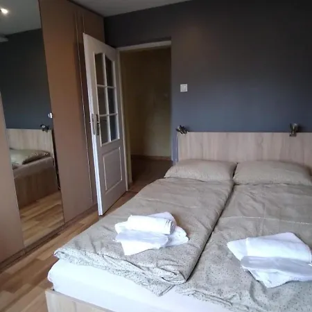 Apartmán Lyszcze 7 Centrum Parking Balkon Blisko Rynku Spokojna Okolica *