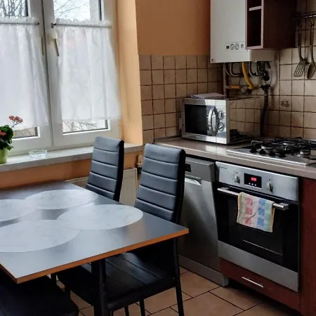 Lyszcze 7 Centrum Parking Balkon Blisko Rynku Spokojna Okolica Apartamento Tarnowskie Góry