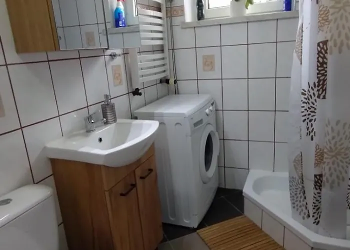 Apartmán Lyszcze 7 Centrum Parking Balkon Blisko Rynku Spokojna Okolica